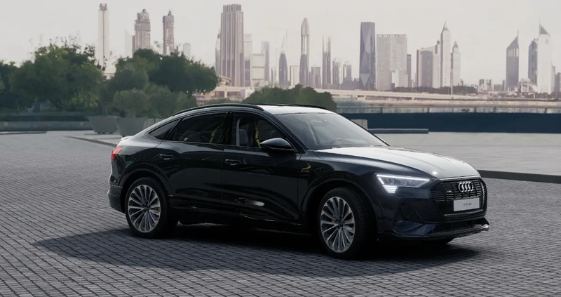 Audi e-tron cena 349900 przebieg: 4500, rok produkcji 2021 z Przemków małe 277